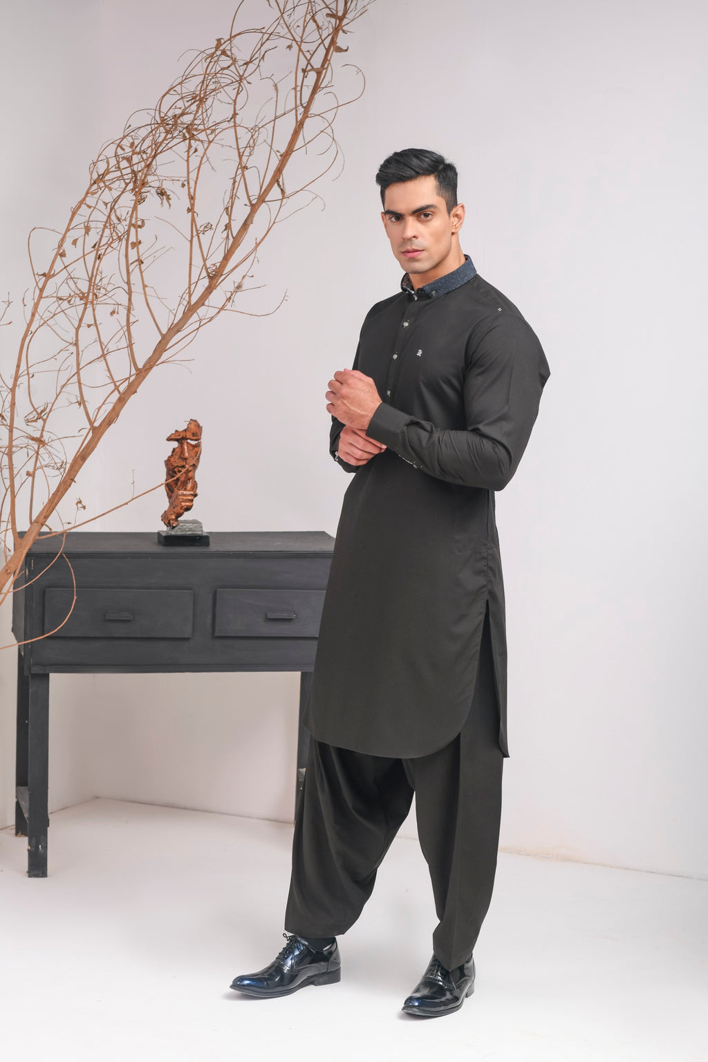 CHARCOAL GREY DUCK COLLAR SHALWAR KAMEEZ