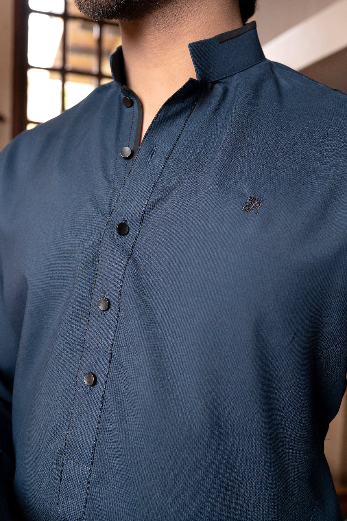 NAVY BLUE MANDARIN COLLAR KURTA TROUSER