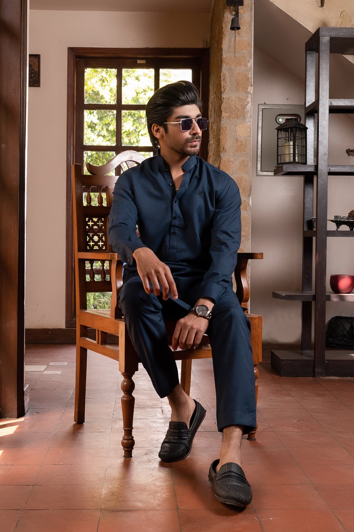 NAVY BLUE MANDARIN COLLAR KURTA TROUSER