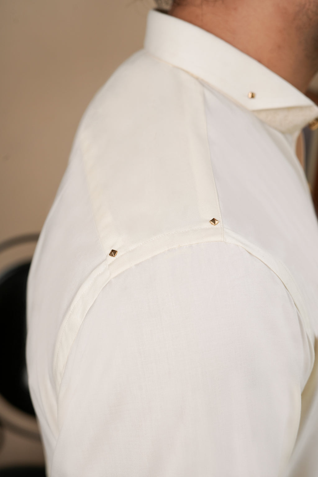 CREAM CUT WAY COLLAR KURTA TROUSER