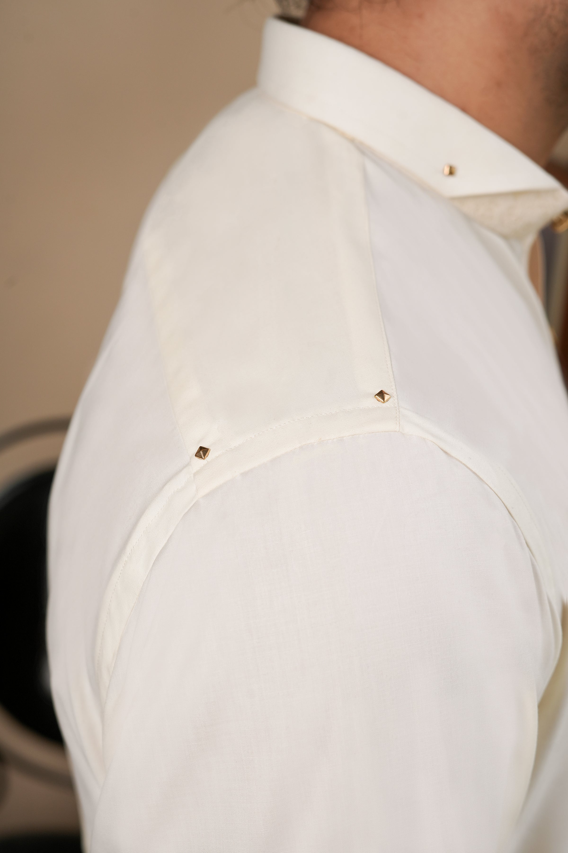 CREAM CUT WAY COLLAR KURTA TROUSER