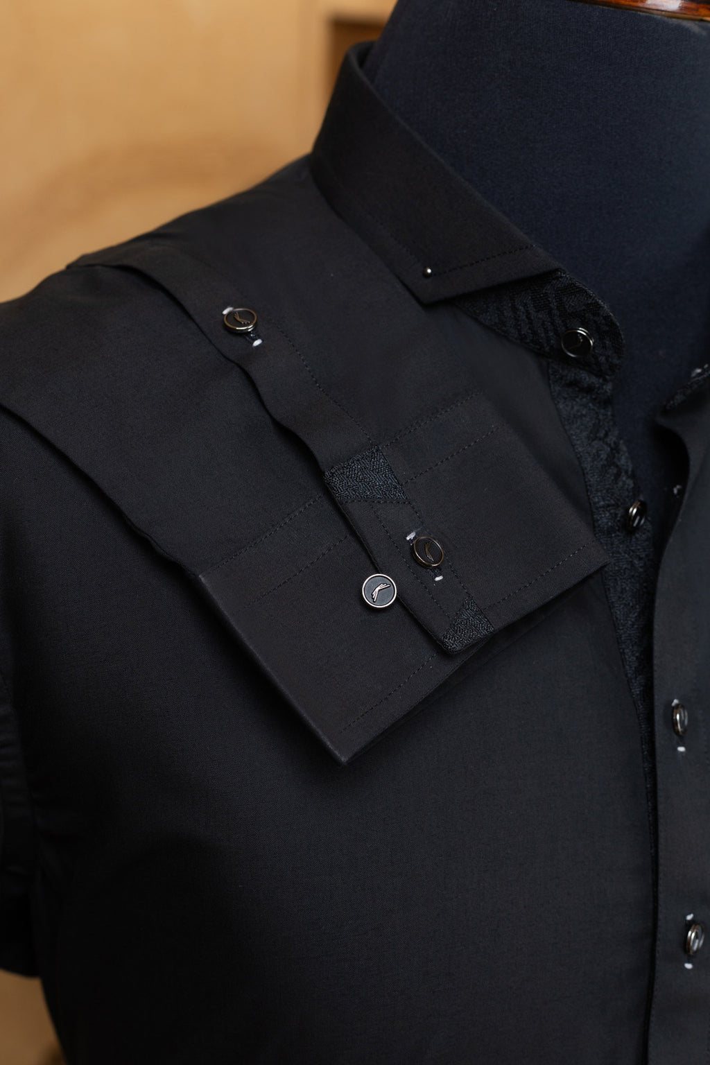 BLACK PINNED COLLAR KURTA TROUSER