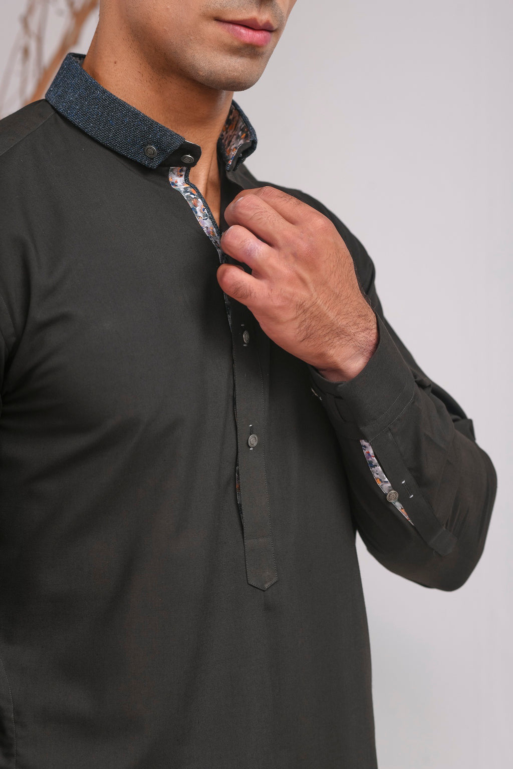 CHARCOAL GREY DUCK COLLAR SHALWAR KAMEEZ