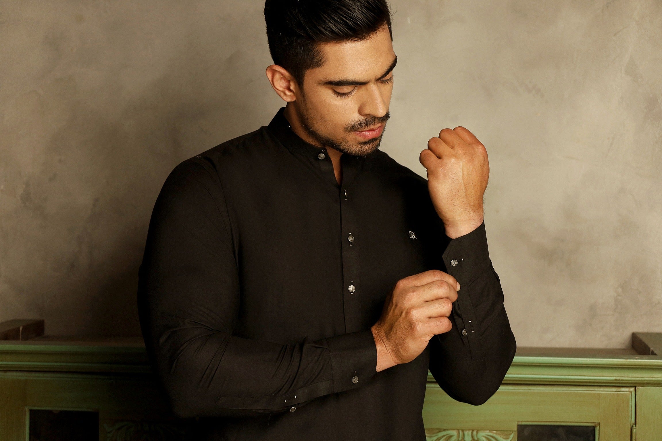 SIGNATURE BLACK KURTA TROUSER