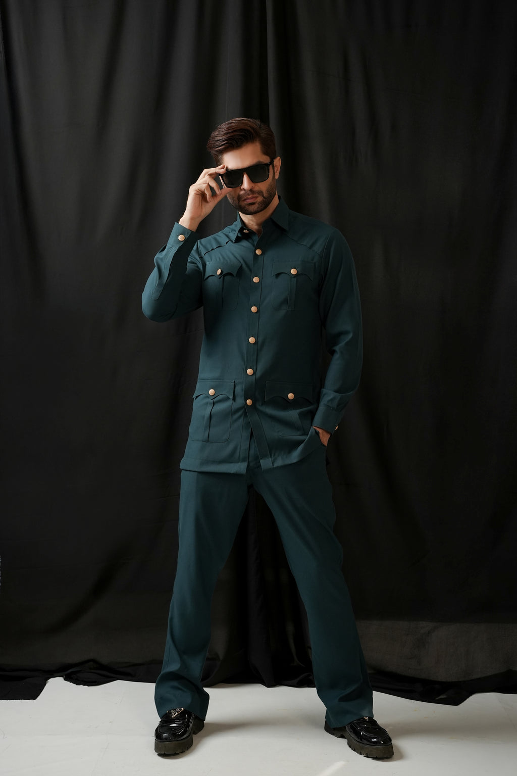 GREEN SAFARI KURTA TROUSER