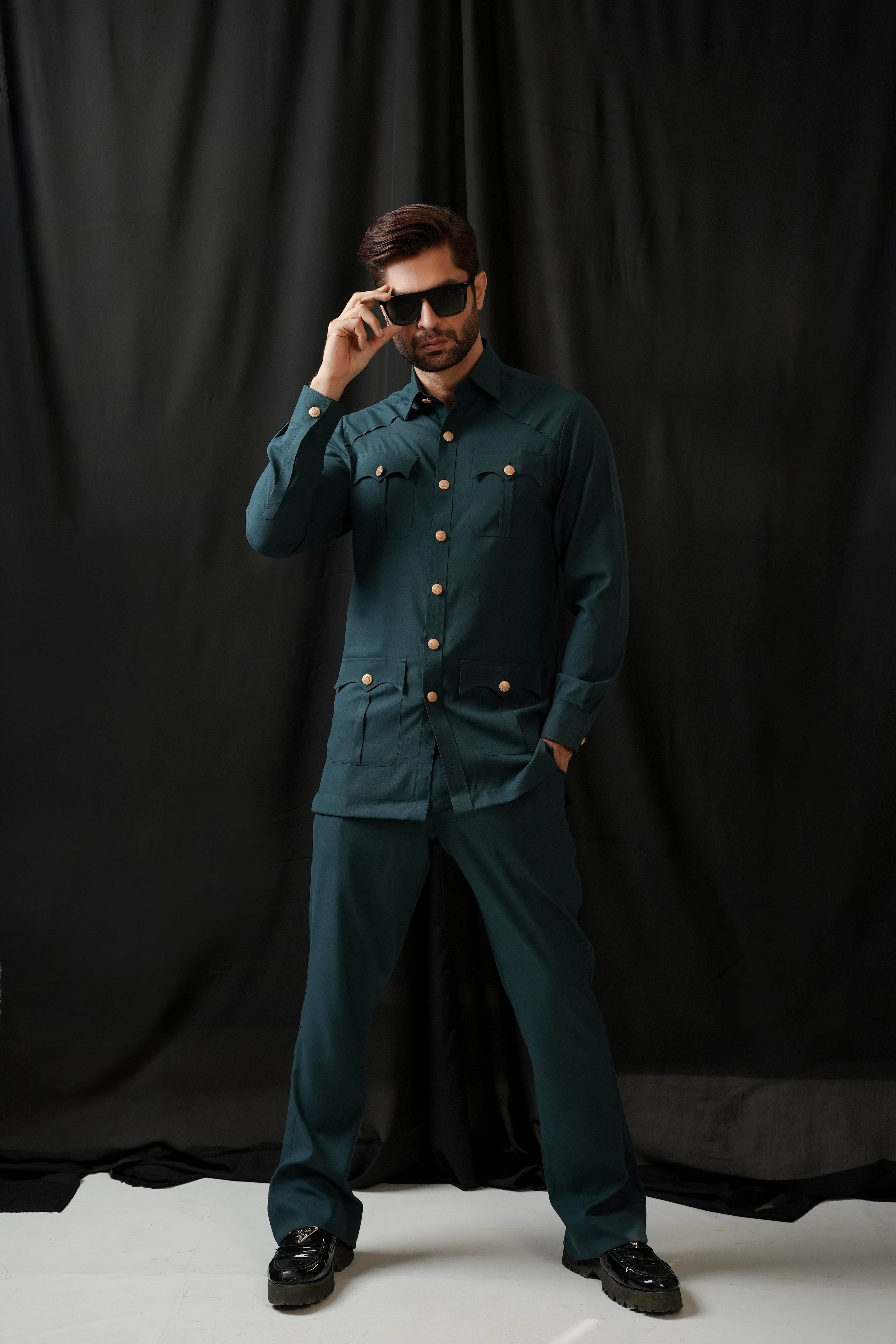 GREEN SAFARI KURTA TROUSER