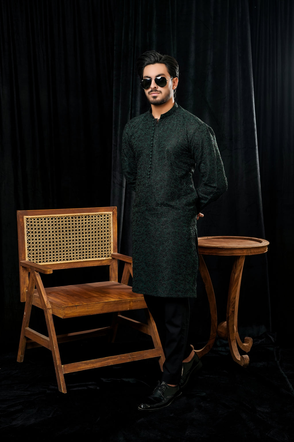 BOTTLE GREEN EMBROIDERED KURTA TROUSER