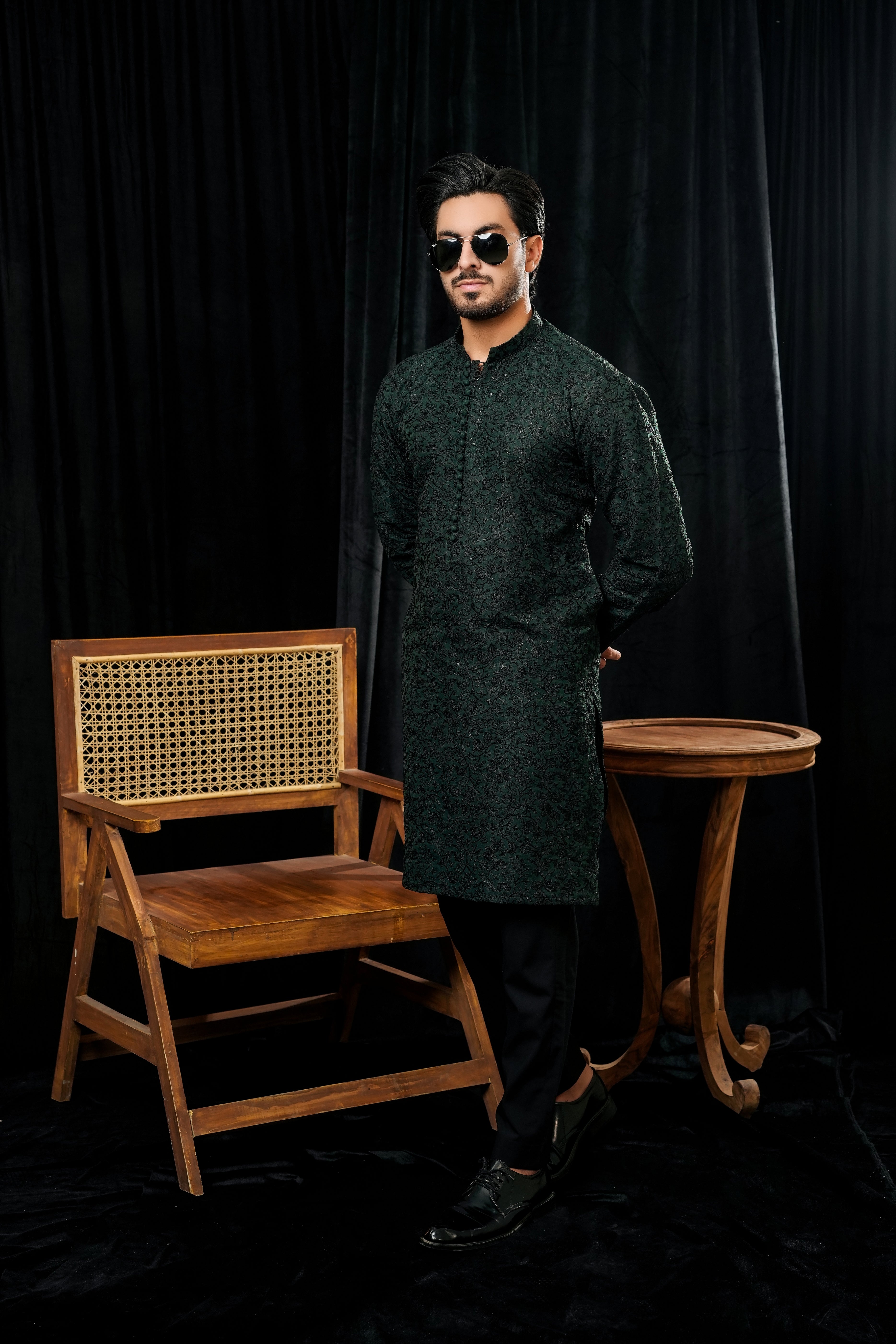 BOTTLE GREEN EMBROIDERED KURTA TROUSER