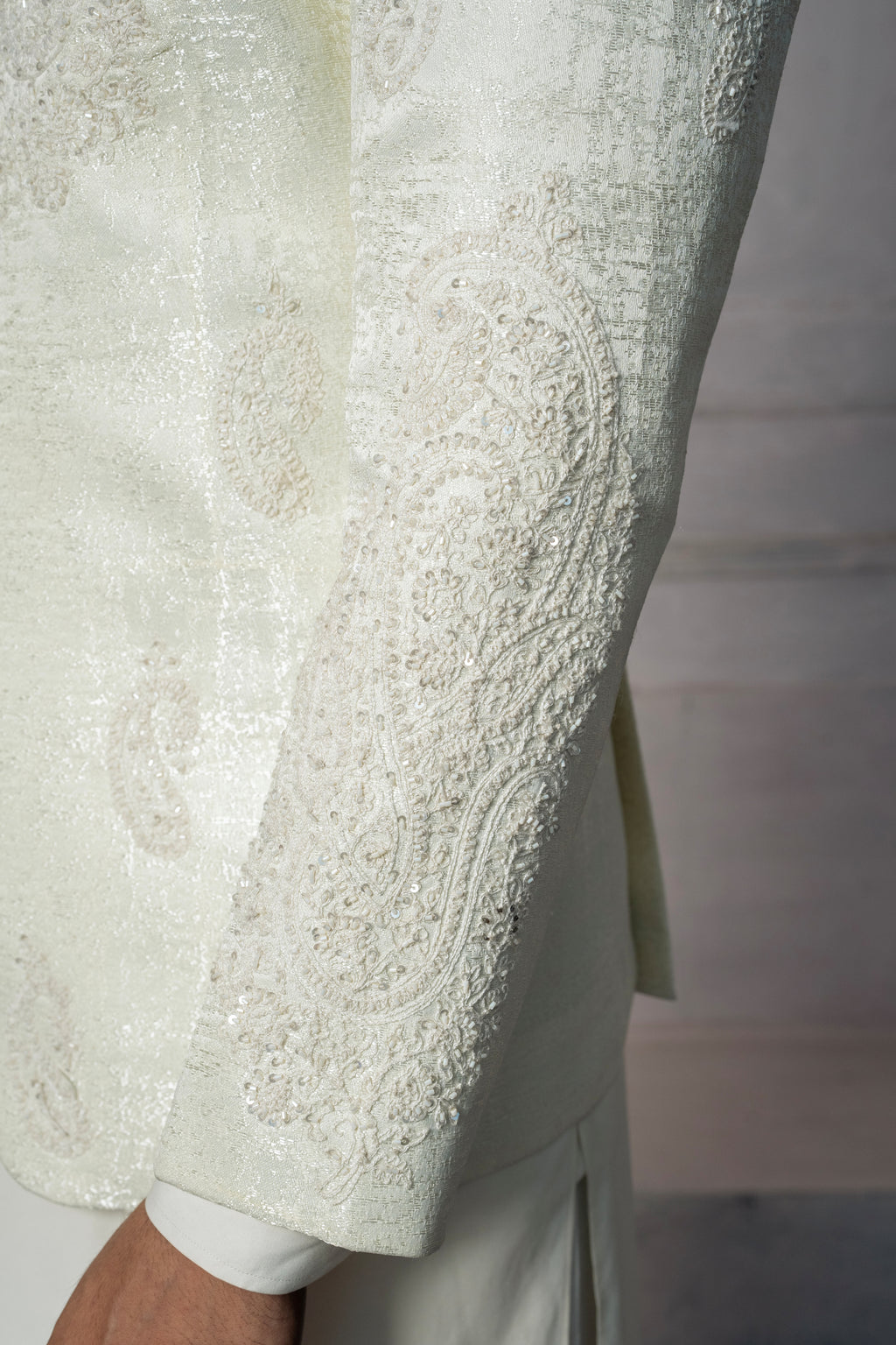 PEARL WHITE EMBROIDERED PRINCE COAT