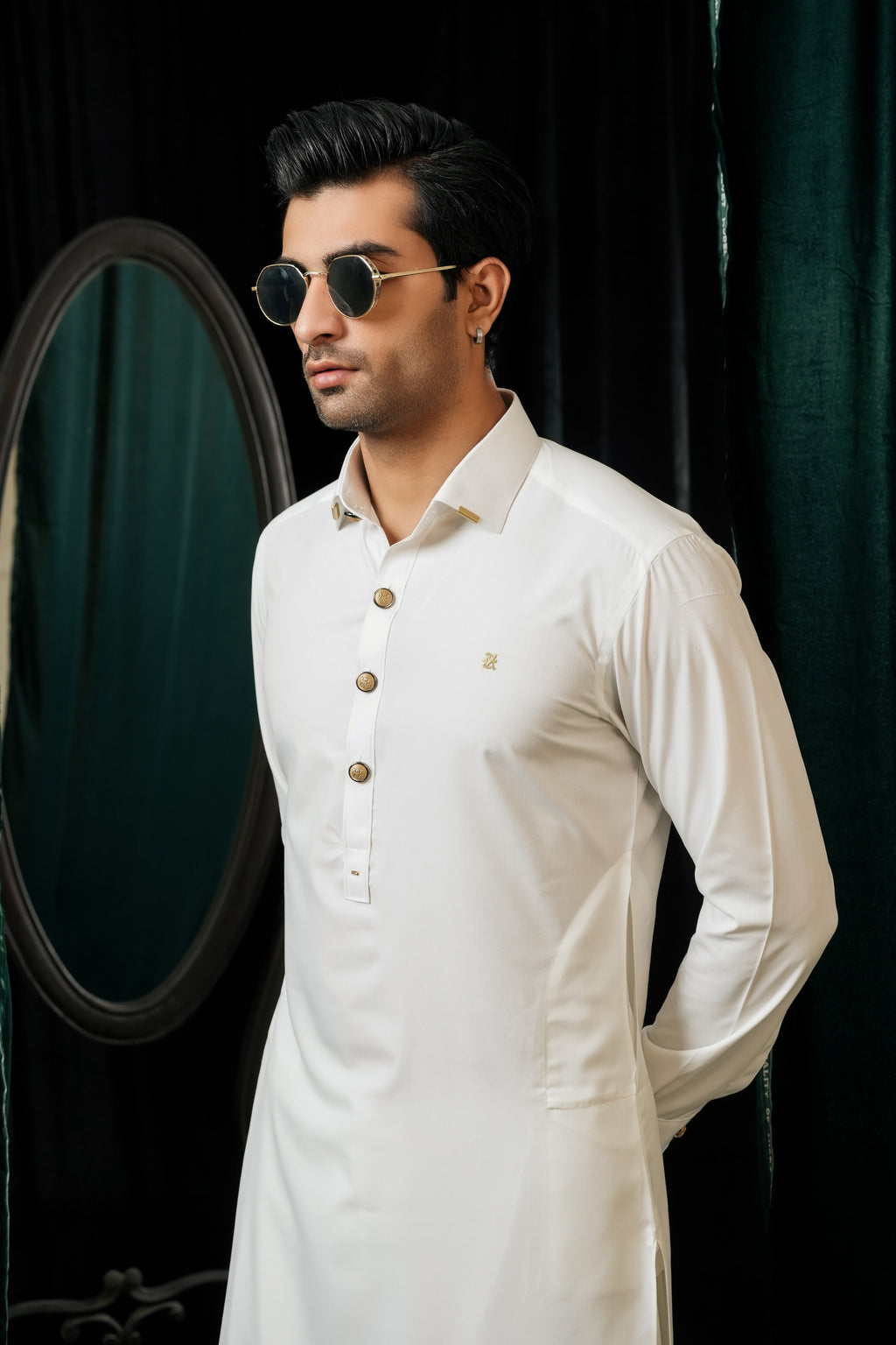 OFF-WHITE SHALWAR KAMEEZ