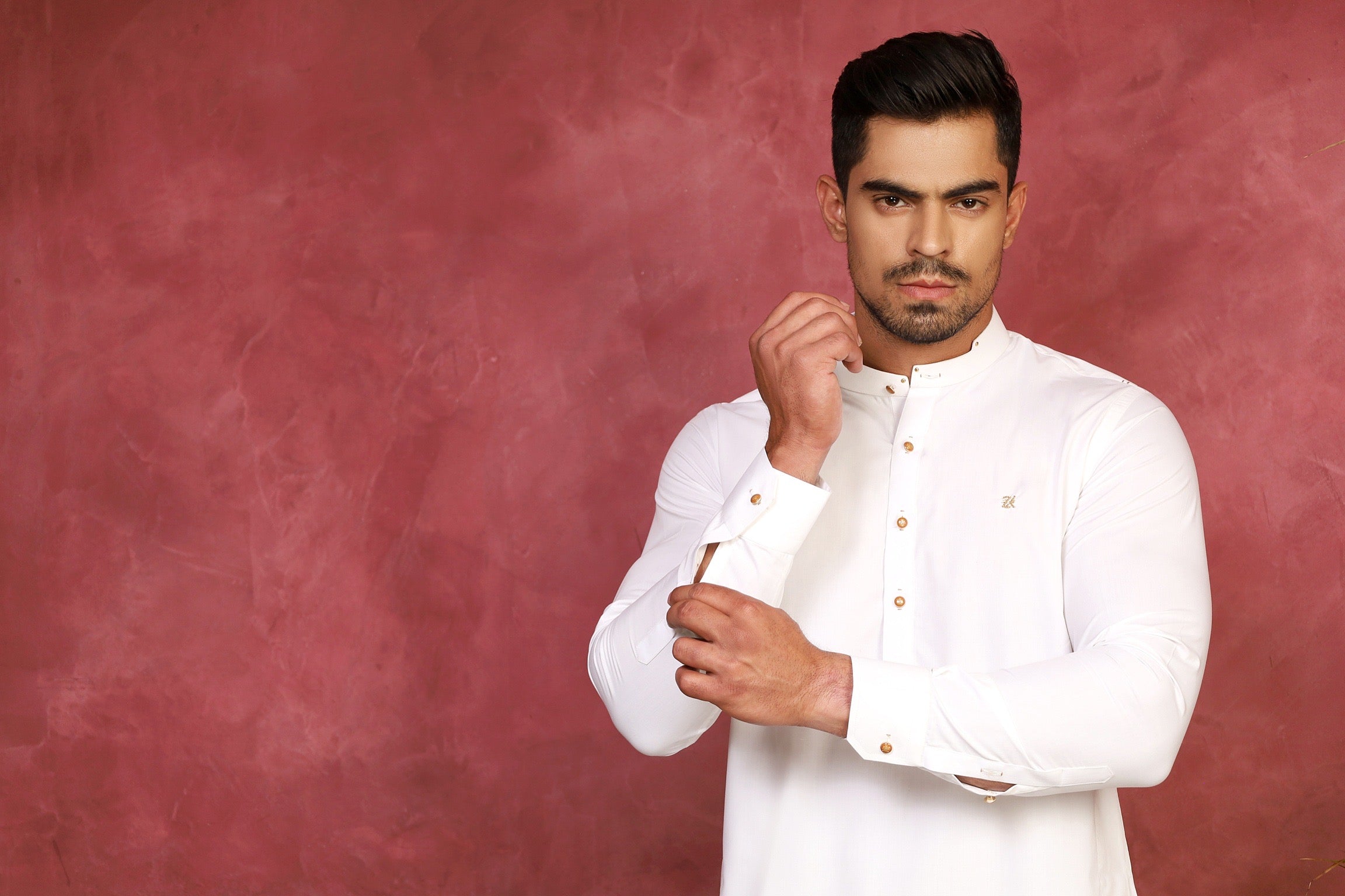 WHITE KURTA TROUSER