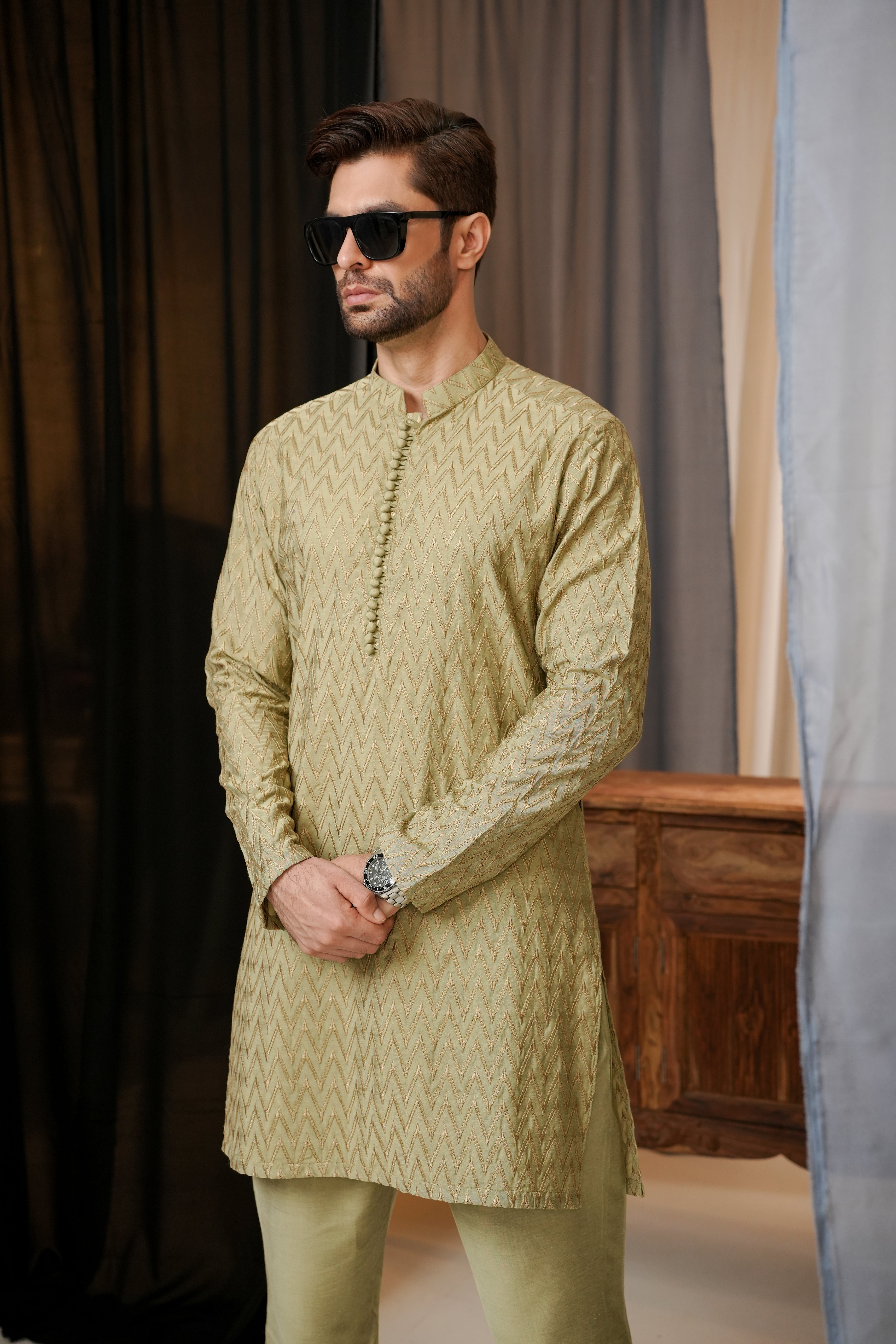 GREY OLIVE EMBROIDERED KURTA TROUSER