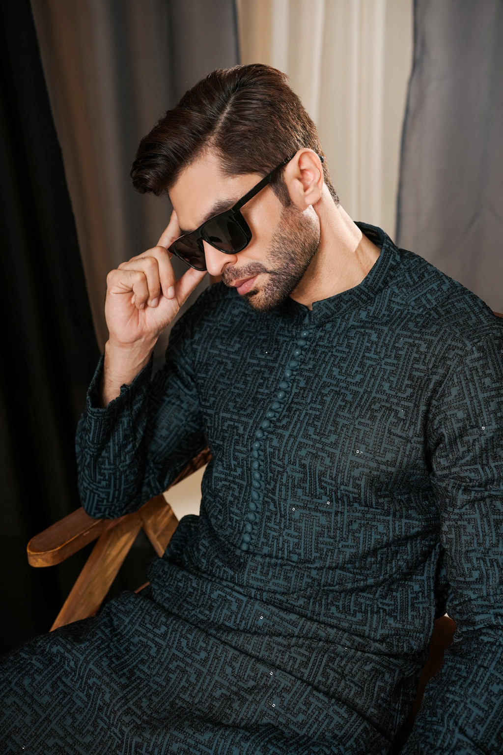 TEAL GREEN EMBROIDERED KURTA TROUSER