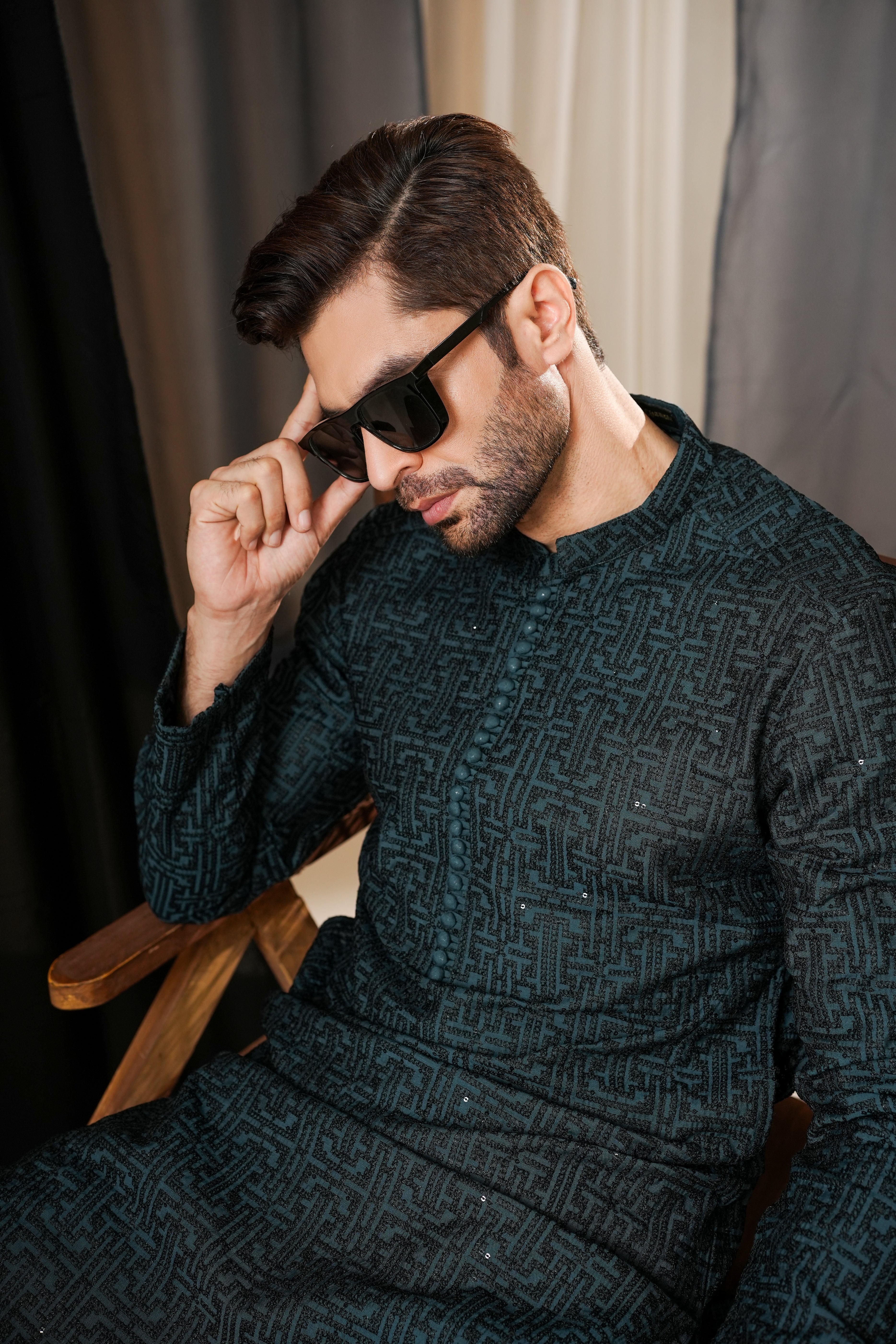 TEAL GREEN EMBROIDERED KURTA TROUSER